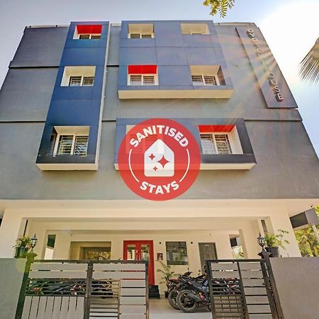 Oyo Townhouse 74871 Thoraipakkam Hotel Ченай Екстериор снимка